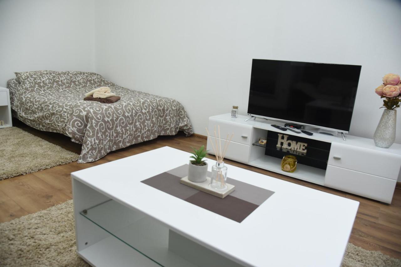 Apartmani Sofronic Loznica 1 Εξωτερικό φωτογραφία