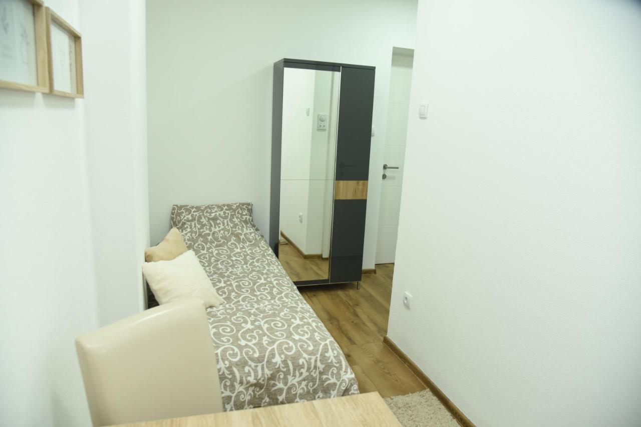 Apartmani Sofronic Loznica 1 Εξωτερικό φωτογραφία